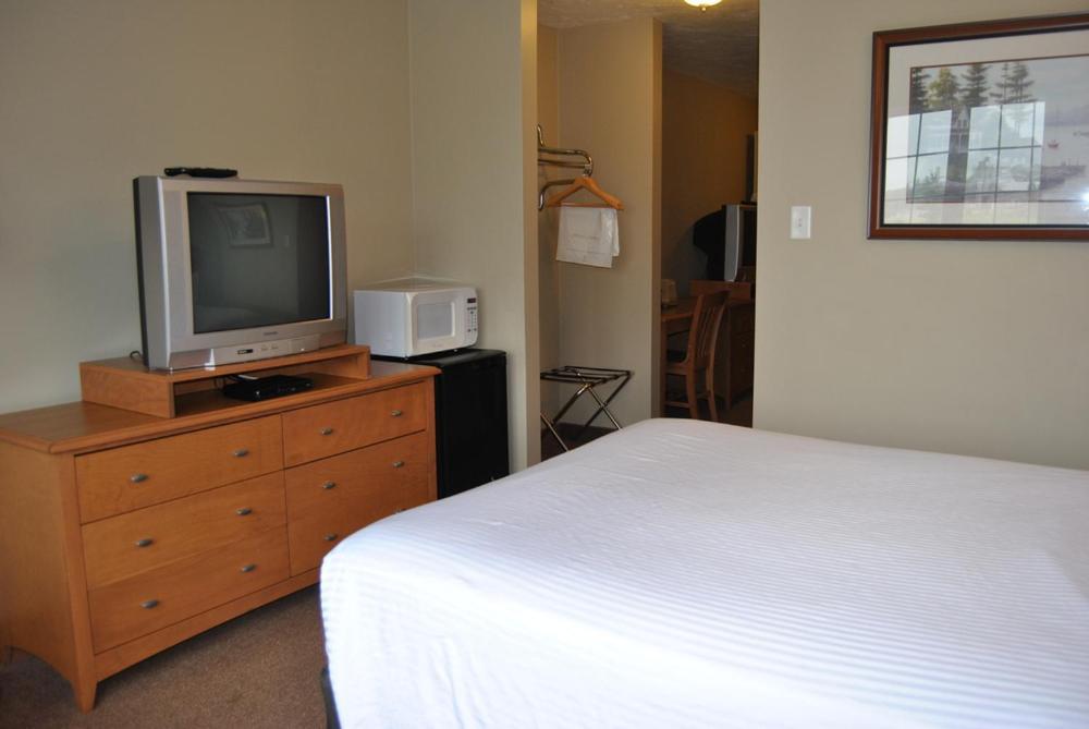 Auberge Bouctouche Inn & Suites Екстериор снимка