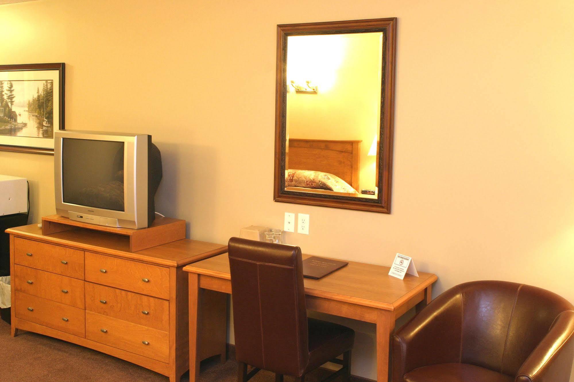 Auberge Bouctouche Inn & Suites Екстериор снимка